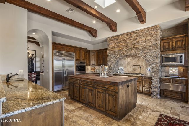 14121 E MONTGOMERY Court, Scottsdale, AZ 85262