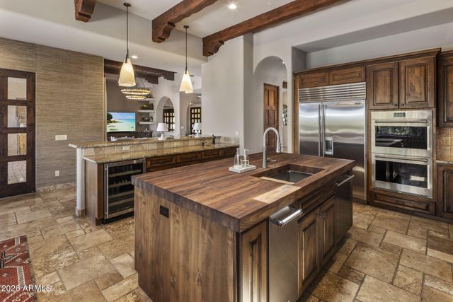 14121 E MONTGOMERY Court, Scottsdale, AZ 85262