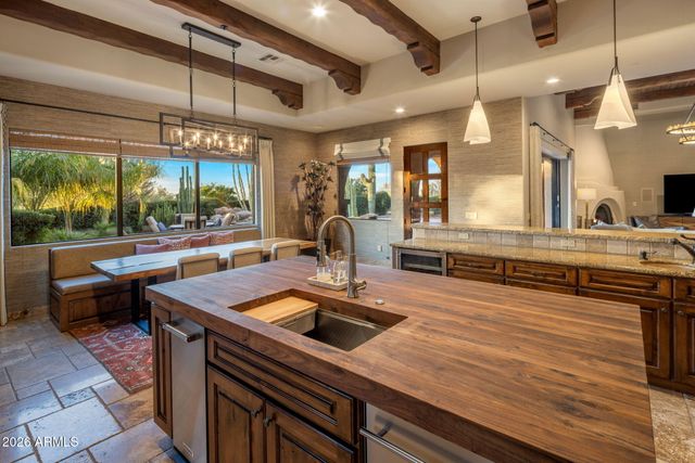 14121 E MONTGOMERY Court, Scottsdale, AZ 85262