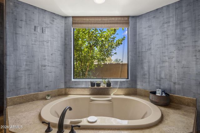 14121 E MONTGOMERY Court, Scottsdale, AZ 85262