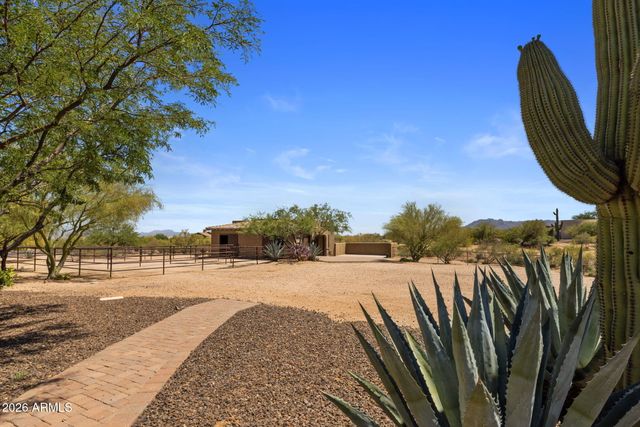 14121 E MONTGOMERY Court, Scottsdale, AZ 85262