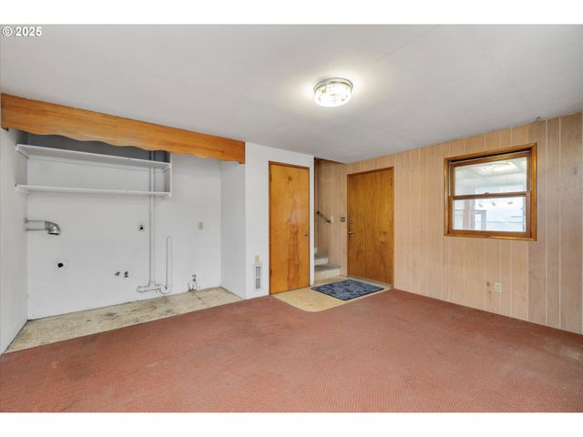 8145 Se 65TH Ave, Portland, OR 97206