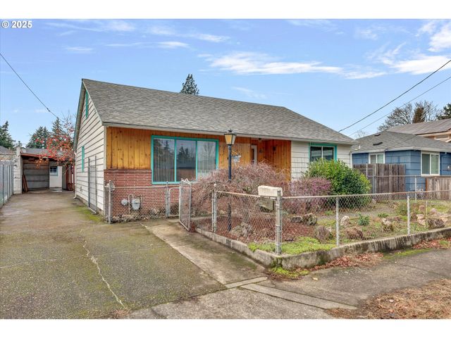 8145 Se 65TH Ave, Portland, OR 97206