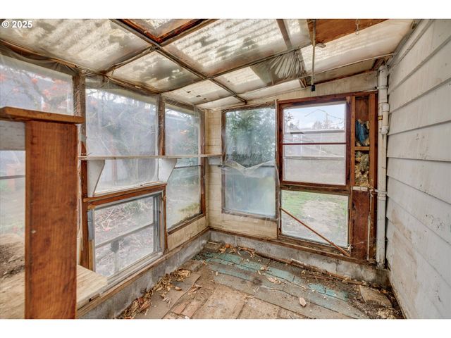 8145 Se 65TH Ave, Portland, OR 97206