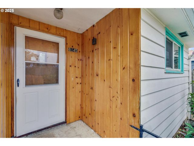 8145 Se 65TH Ave, Portland, OR 97206