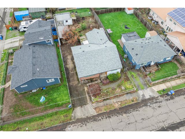 8145 Se 65TH Ave, Portland, OR 97206