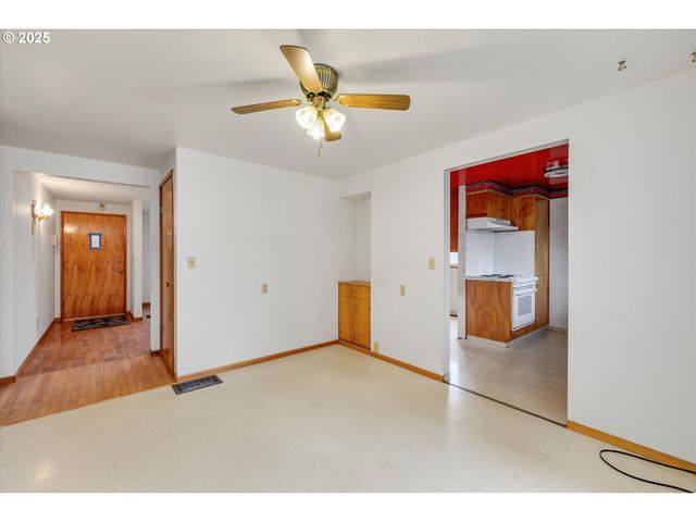 8145 Se 65TH Ave, Portland, OR 97206