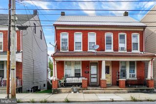 1425 W KING ST, York, PA 17404