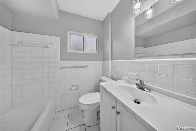 1960 Lexington Parkway, Inkster, MI 48141