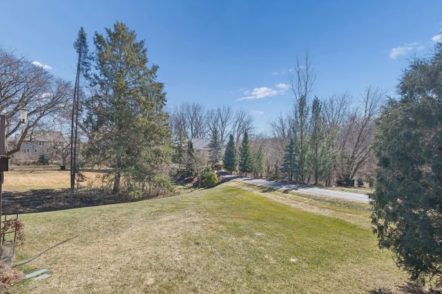 9315 Cold Stream Lane, Eden Prairie, MN 55347