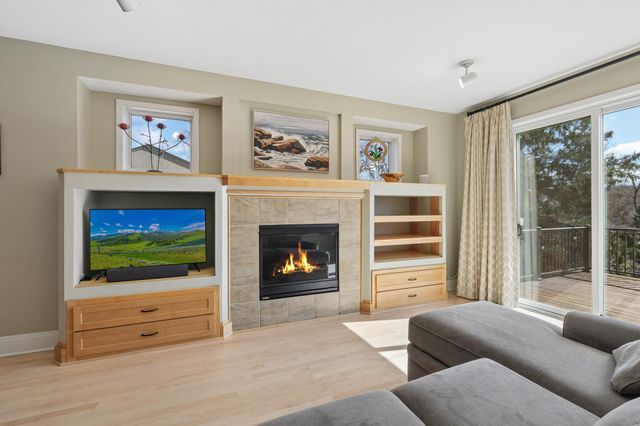 9315 Cold Stream Lane, Eden Prairie, MN 55347