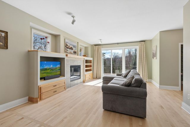 9315 Cold Stream Lane, Eden Prairie, MN 55347