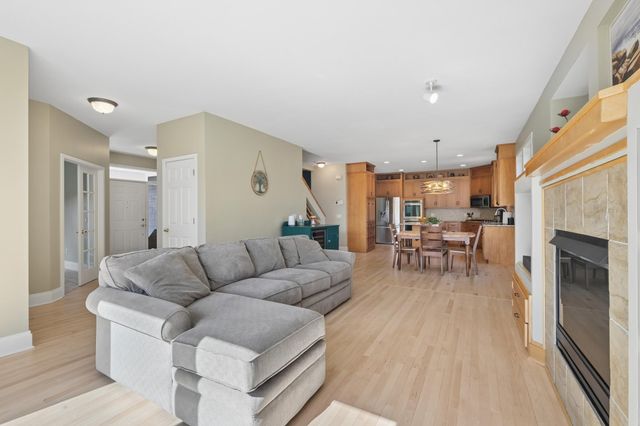 9315 Cold Stream Lane, Eden Prairie, MN 55347