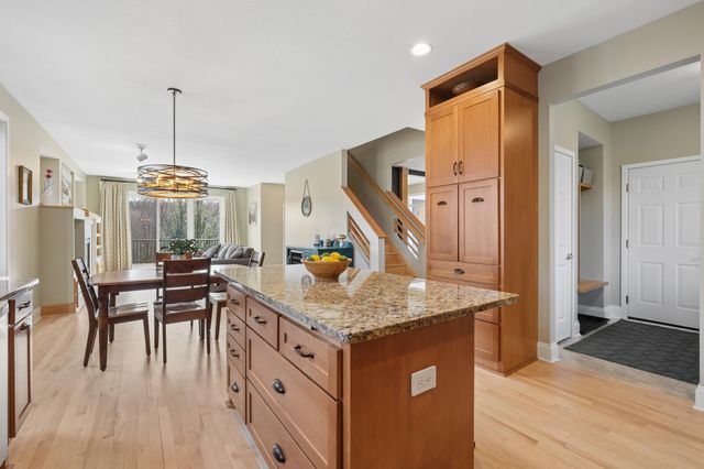 9315 Cold Stream Lane, Eden Prairie, MN 55347