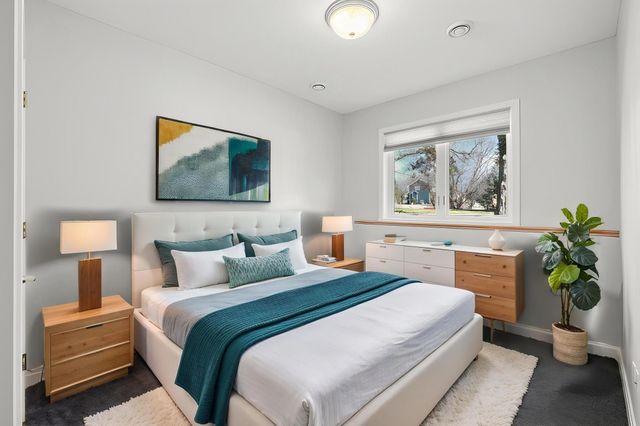 9315 Cold Stream Lane, Eden Prairie, MN 55347