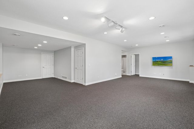 9315 Cold Stream Lane, Eden Prairie, MN 55347