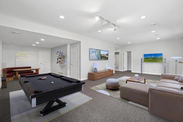 9315 Cold Stream Lane, Eden Prairie, MN 55347