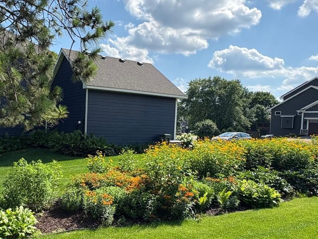 9315 Cold Stream Lane, Eden Prairie, MN 55347