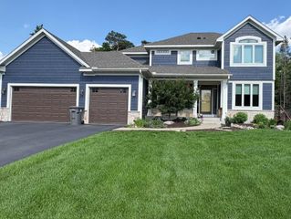 9315 Cold Stream Lane, Eden Prairie, MN 55347
