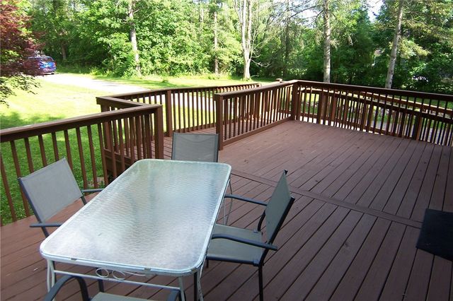 2579 Daansen Rd, Palmyra, NY 14522