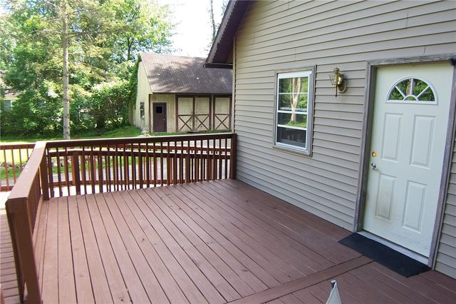 2579 Daansen Rd, Palmyra, NY 14522