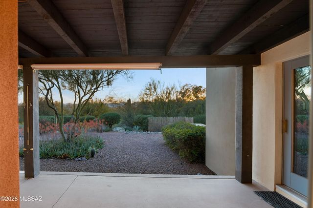 4941 E Mission Hill Place, Tucson, AZ 85718