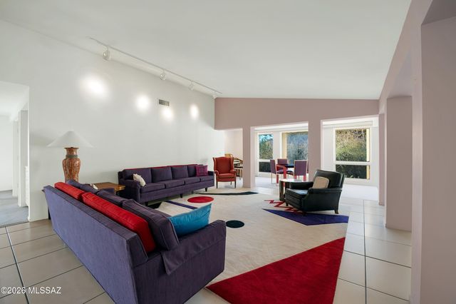 4941 E Mission Hill Place, Tucson, AZ 85718