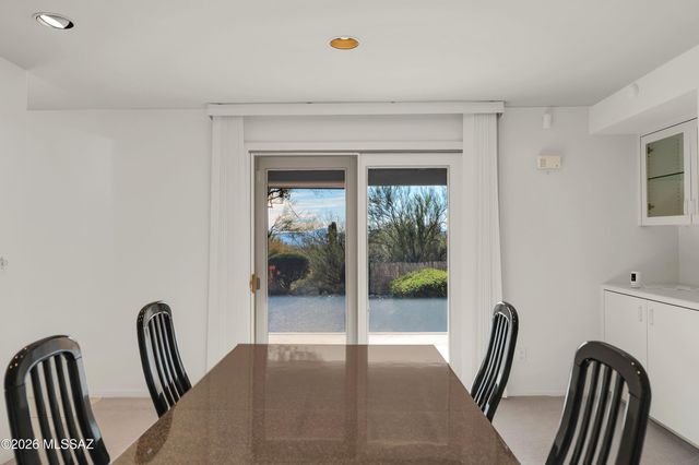 4941 E Mission Hill Place, Tucson, AZ 85718