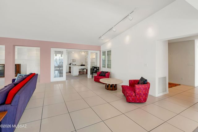 4941 E Mission Hill Place, Tucson, AZ 85718