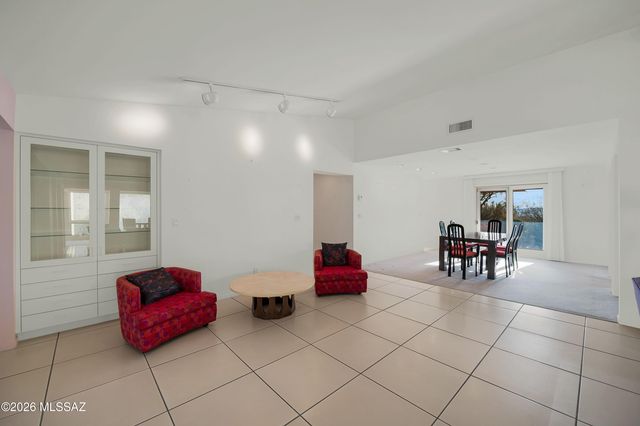 4941 E Mission Hill Place, Tucson, AZ 85718