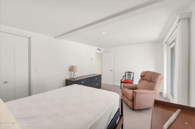 4941 E Mission Hill Place, Tucson, AZ 85718