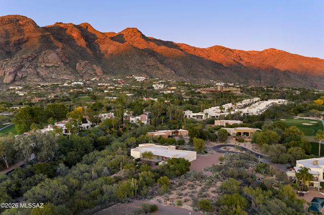 4941 E Mission Hill Place, Tucson, AZ 85718