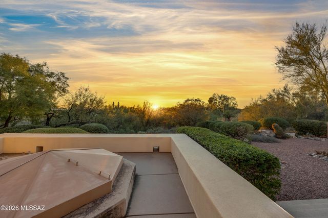 4941 E Mission Hill Place, Tucson, AZ 85718