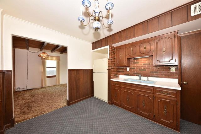 10308 W Washington STREET, West Allis, WI 53214