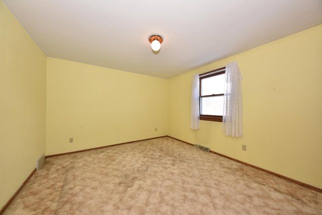 10308 W Washington STREET, West Allis, WI 53214