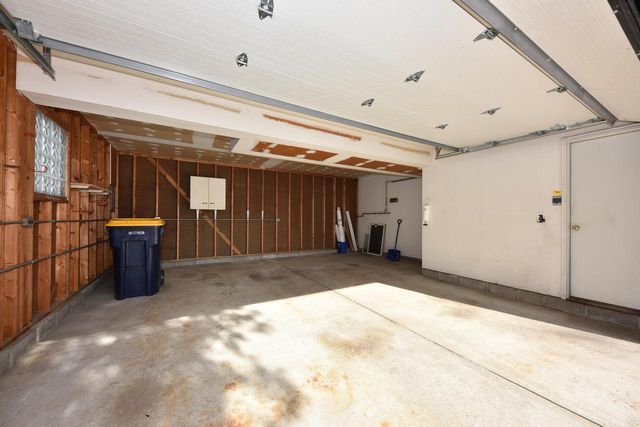 10308 W Washington STREET, West Allis, WI 53214