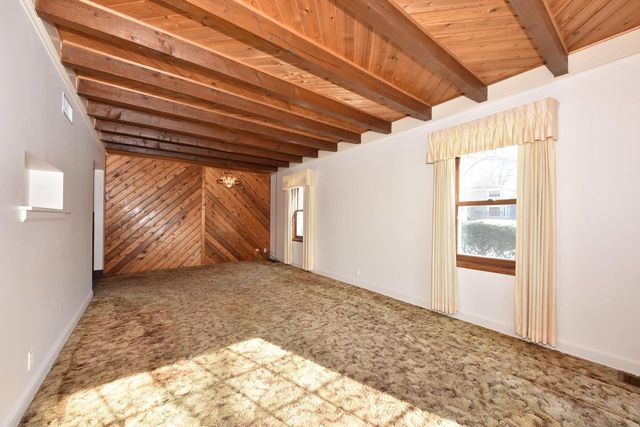 10308 W Washington STREET, West Allis, WI 53214