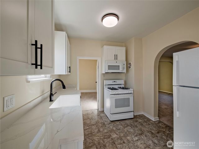 1615 E Wright Avenue, Tacoma, WA 98404