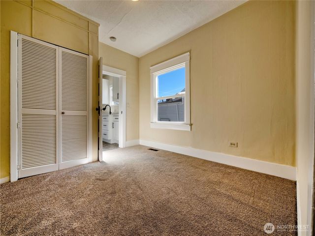 1615 E Wright Avenue, Tacoma, WA 98404