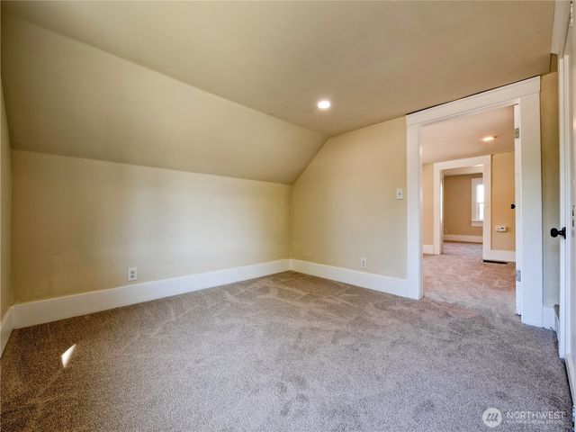 1615 E Wright Avenue, Tacoma, WA 98404