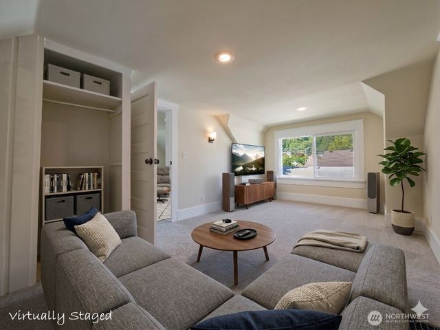 1615 E Wright Avenue, Tacoma, WA 98404