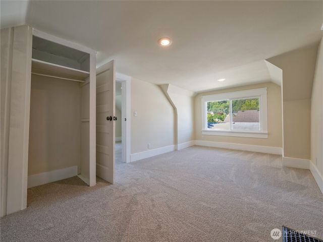 1615 E Wright Avenue, Tacoma, WA 98404