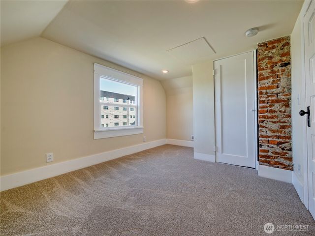 1615 E Wright Avenue, Tacoma, WA 98404