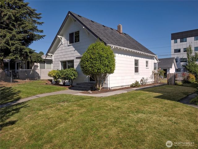 1615 E Wright Avenue, Tacoma, WA 98404