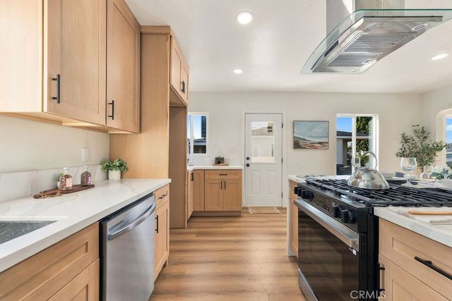 6200 W 85th, Los Angeles, CA 90045