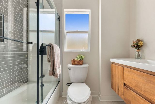 6200 W 85th, Los Angeles, CA 90045