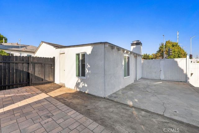 6200 W 85th, Los Angeles, CA 90045