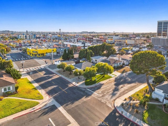 6200 W 85th, Los Angeles, CA 90045