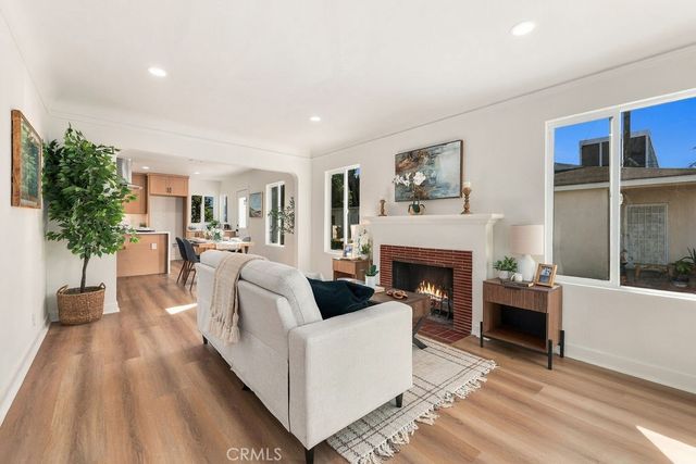 6200 W 85th, Los Angeles, CA 90045