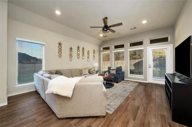 119 Mayhaven Court, Montgomery, TX 77316